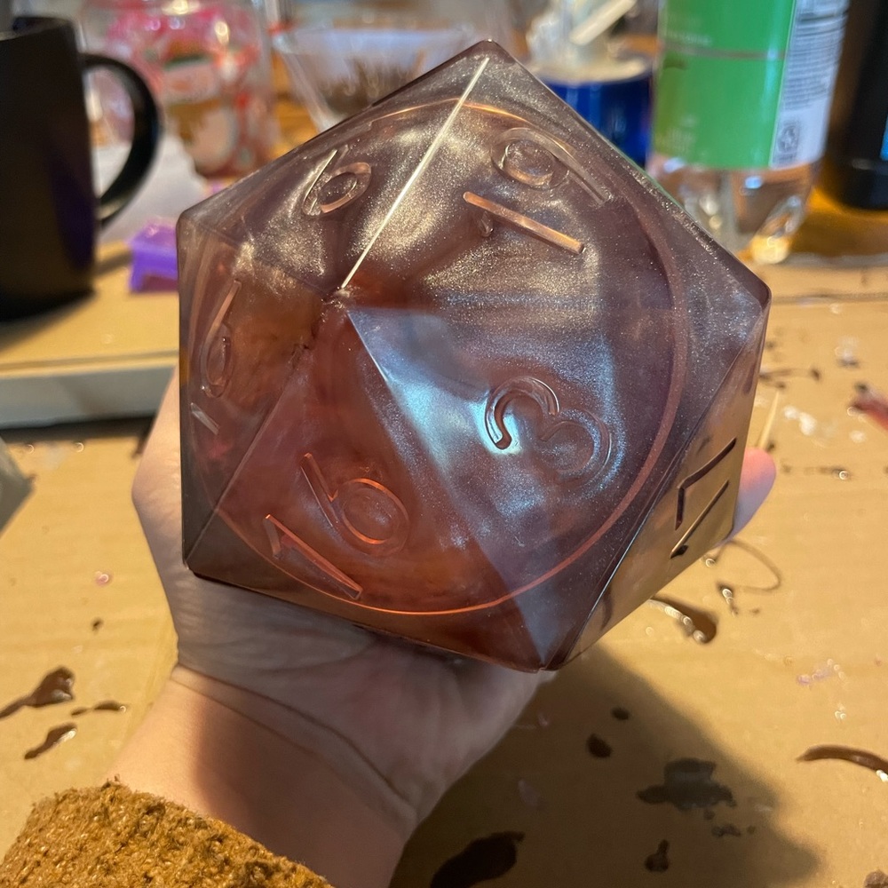 CUSTOM DICE HOLDER